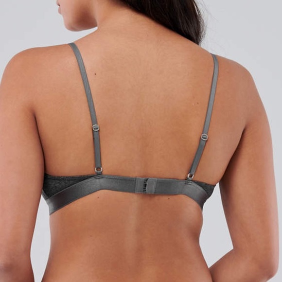 *NWT* Hollister Gilly Hicks Logo Triangle Bralette - Picture 3 of 4